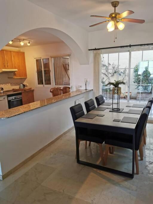 3 Bedroom Home With Amazing Views & Outdoor Spaces 马尼尔瓦 外观 照片