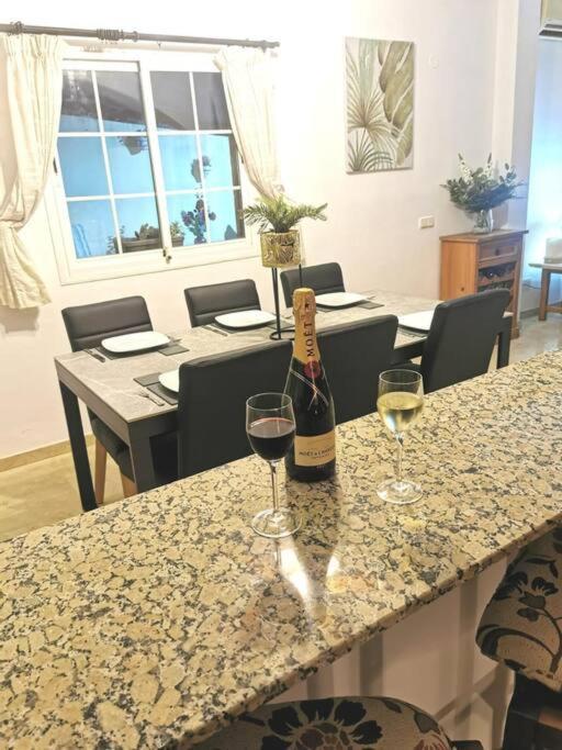 3 Bedroom Home With Amazing Views & Outdoor Spaces 马尼尔瓦 外观 照片
