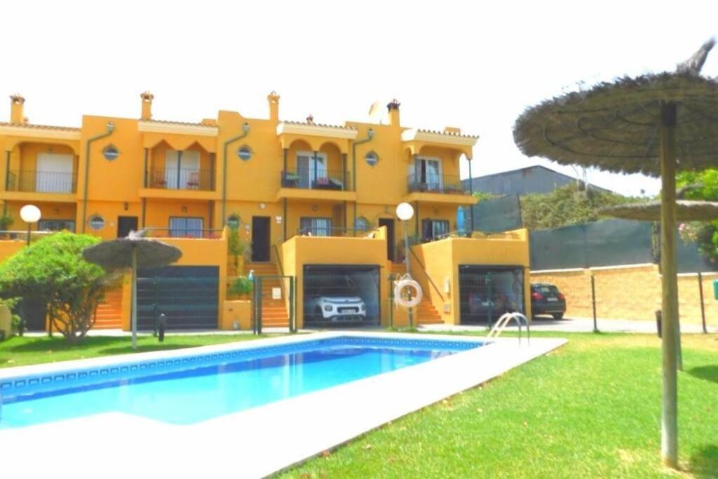 3 Bedroom Home With Amazing Views & Outdoor Spaces 马尼尔瓦 外观 照片